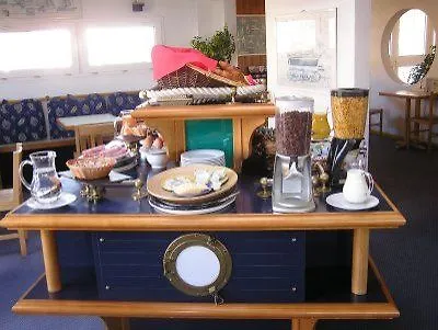 Stars Bordeaux Sud فندق فييُناف دورنو