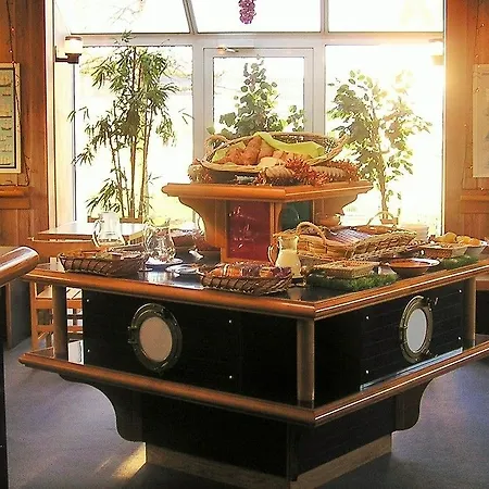 Stars Bordeaux Sud فندق 2*